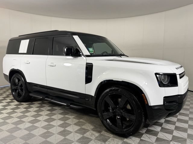 New 2026 Land Rover Defender 130 V8 AWD/4WD image 13