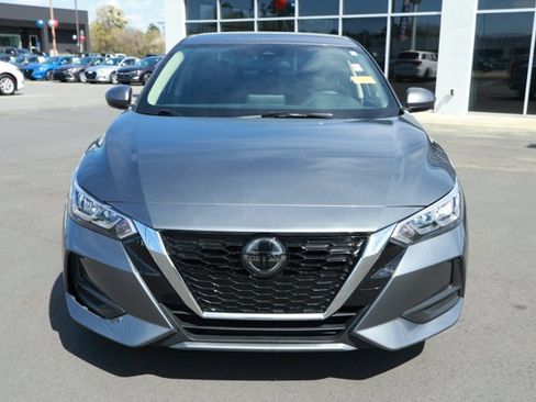 Used 2023 Nissan Sentra SV image 2