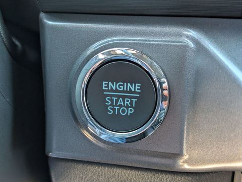 Used 2025 Ford F150 XLT w/ Equipment Group 302A MID image 19