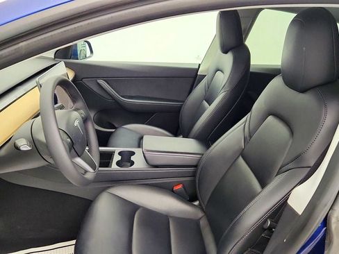 Used 2022 Tesla Model Y Long Range AWD/4WD image 24