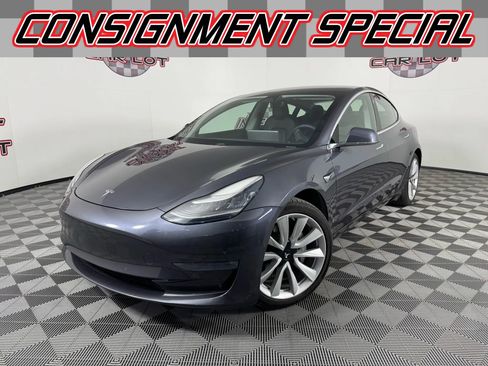 Used 2020 Tesla Model 3 Long Range image 1