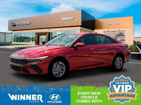 New 2025 Hyundai Elantra Blue image 2