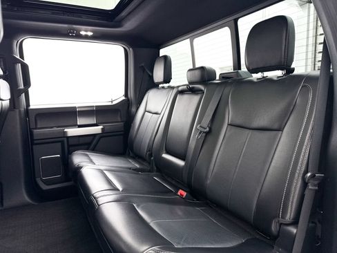 Used 2020 Ford F150 Lariat w/ Equipment Group 502A Luxury AWD/4WD image 30
