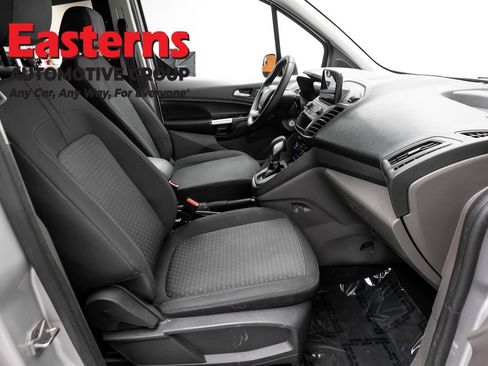 Used 2021 Ford Transit Connect XLT FWD image 23