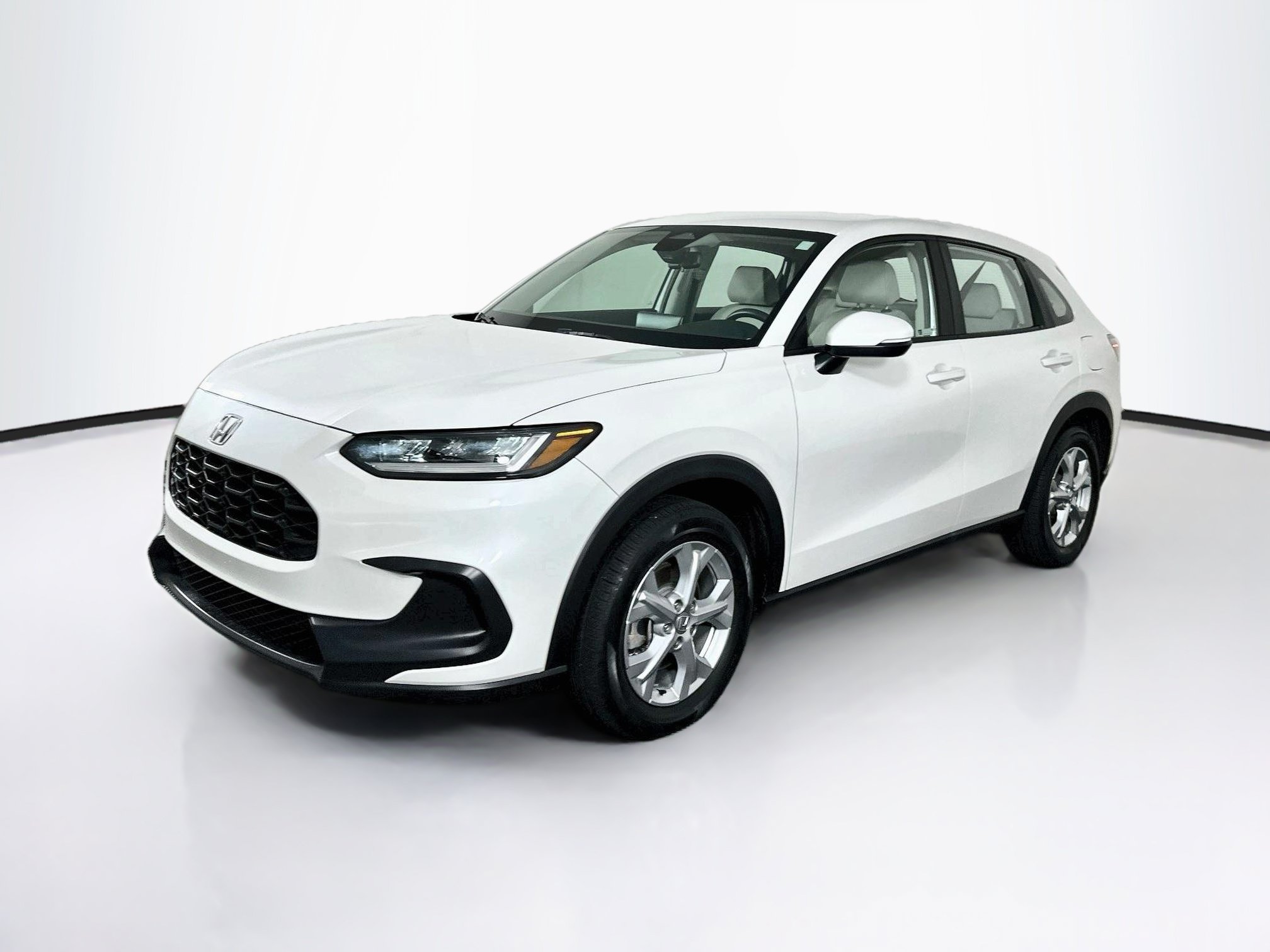 Used 2024 Honda HR-V LX image 3