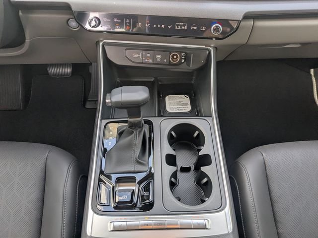 New 2027 Kia Carnival EX FWD image 21