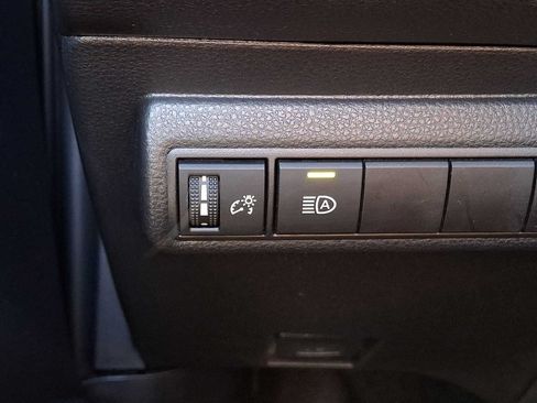 Used 2025 Toyota Corolla LE FWD image 24