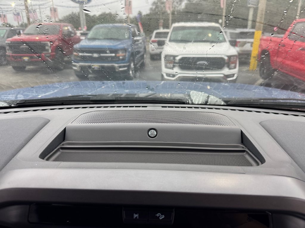 Used 2025 Ford F150 Lariat w/ Equipment Group 501A Mid AWD/4WD image 17