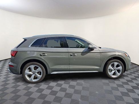 Used 2023 Audi Q5 2.0T Premium Plus w/ Premium Plus Package AWD/4WD image 7