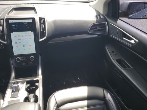 Certified 2022 Ford Edge SEL w/ Convenience Package image 17