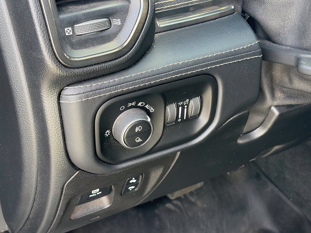 Used 2021 RAM 1500 Limited w/ Night Edition AWD/4WD image 7