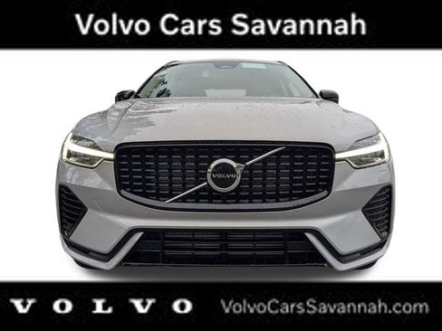 New 2025 Volvo XC60 T8 Core w/ Climate Package image 10