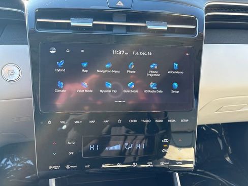 Used 2024 Hyundai Tucson Limited image 31