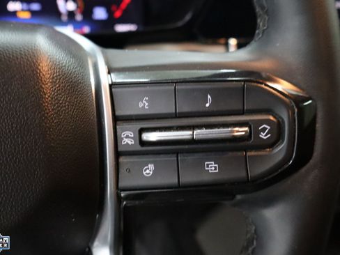 Used 2024 Chevrolet Colorado ZR2 w/ ZR2 Convenience Package III AWD/4WD image 18