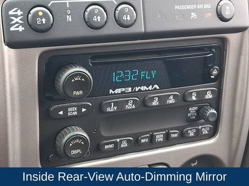 Used 2012 Chevrolet Colorado LT AWD/4WD image 9