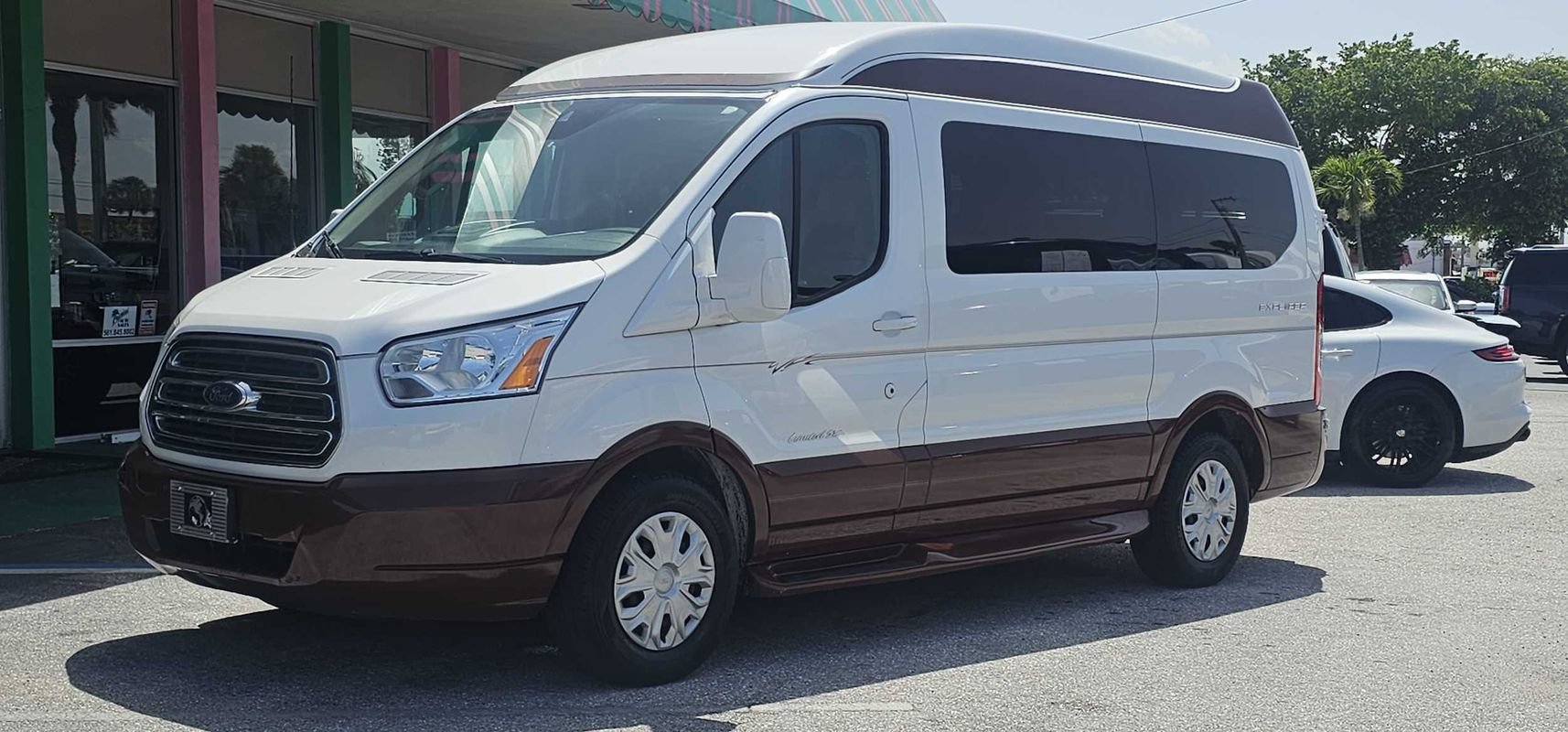 Used 2016 Ford Transit 150 XLT RWD image 1