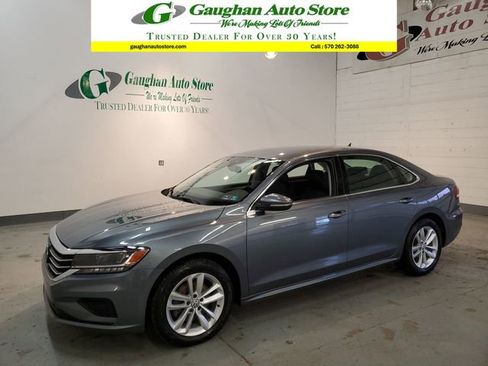 Used 2020 Volkswagen Passat 2.0T SE image 1