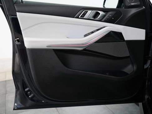 Used 2025 BMW X5 M60i w/ Executive Package AWD/4WD image 29