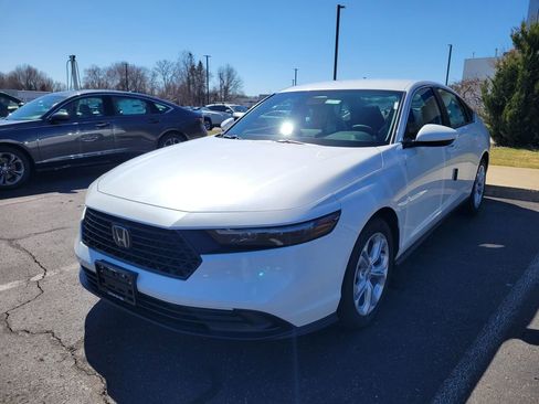 New 2026 Honda Accord LX image 8