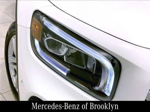 Used 2021 Mercedes-Benz GLB 250 GLB 250 image 31