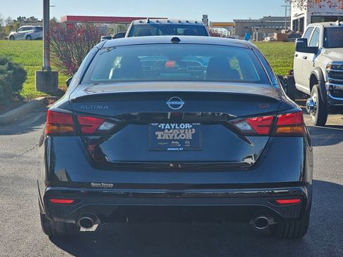 Used 2024 Nissan Altima 2.5 SR w/ SR Premium Package image 6