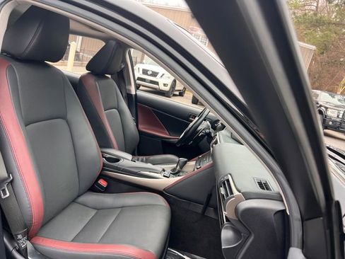 Used 2020 Lexus IS 300 w/ Navigation Package image 33