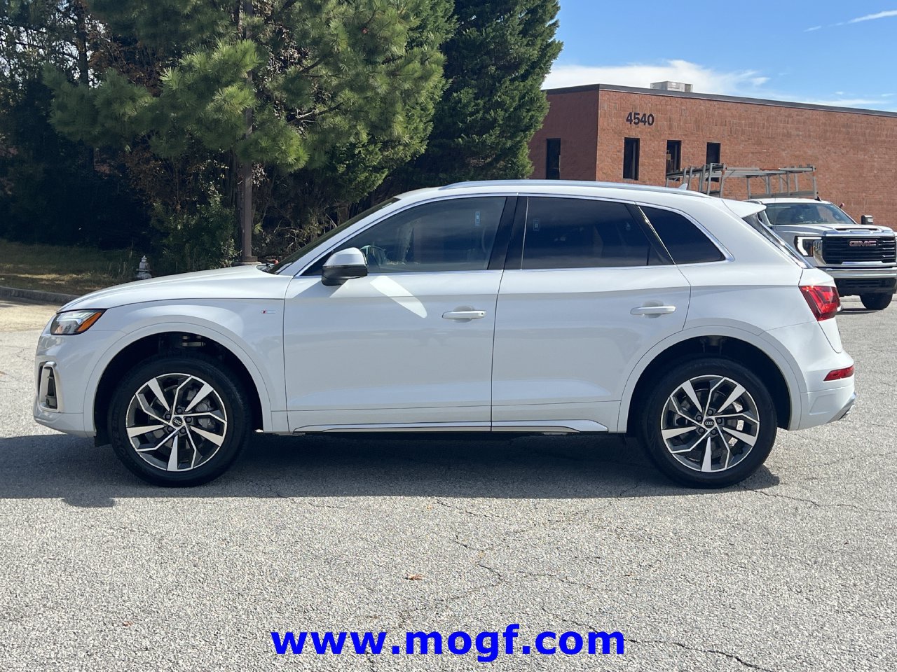 Used 2024 Audi Q5 2.0T Premium Plus AWD/4WD image 26