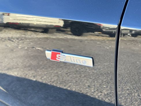 Used 2022 Audi Q3 2.0T Premium w/ Convenience Package image 10