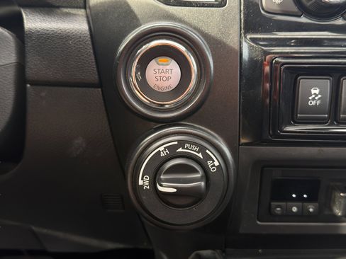 Used 2021 Nissan Titan PRO-4X w/ Pro-4x Convenience Package image 51