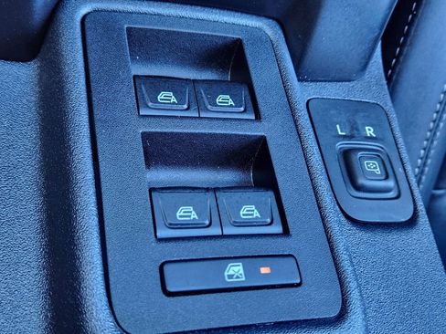 Used 2025 Ford Bronco Big Bend w/ Black Diamond Package image 28