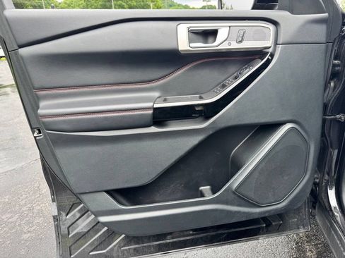 Used 2023 Ford Explorer ST-Line w/ Class IV Trailer Tow Package AWD/4WD image 16