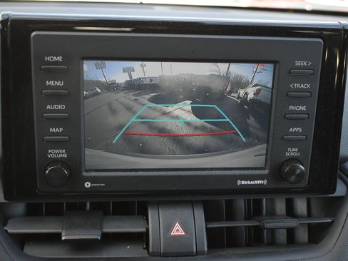 Used 2021 Toyota RAV4 LE image 25