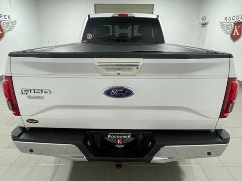 Used 2015 Ford F150 Lariat w/ Equipment Group 502A Luxury AWD/4WD image 5