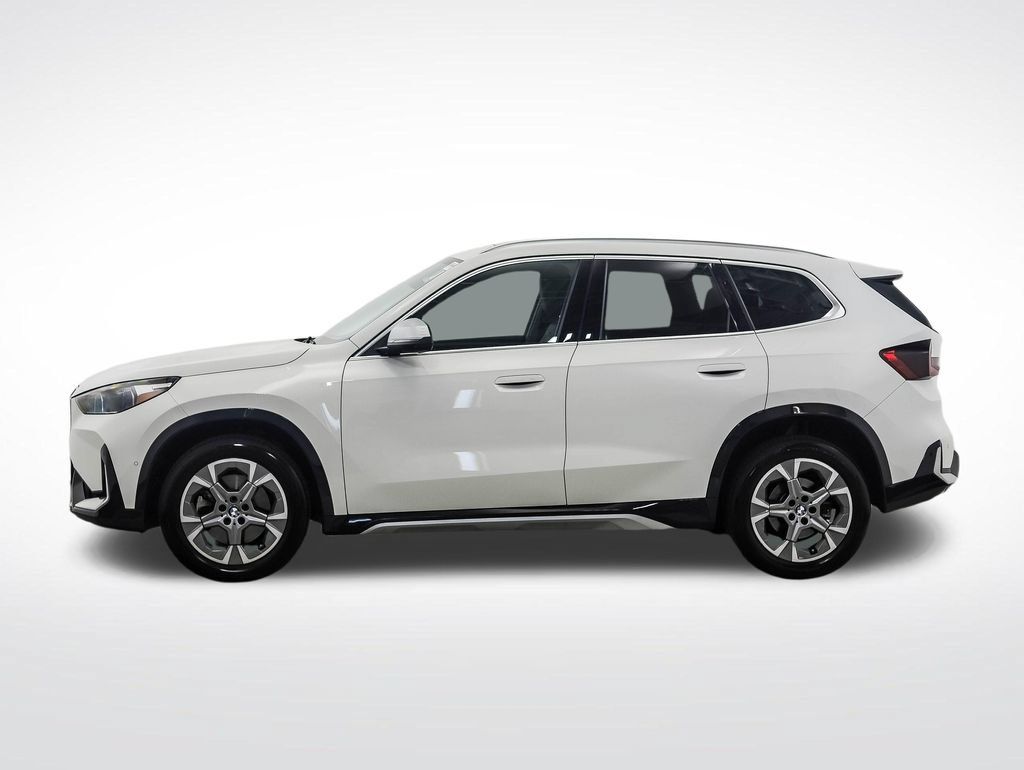 Certified 2024 BMW X1 xDrive28i w/ Technology Package AWD/4WD image 2