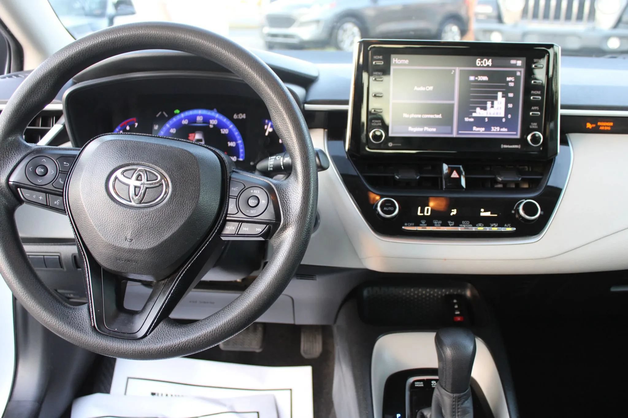 Used 2021 Toyota Corolla LE FWD image 23