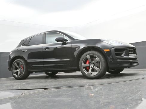 New 2025 Porsche Macan S image 28