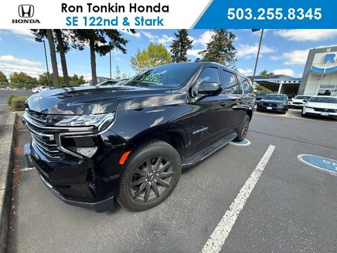 Used 2021 Chevrolet Suburban LT AWD/4WD image 1