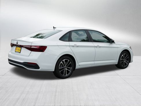 New 2025 Volkswagen Jetta Sport image 4