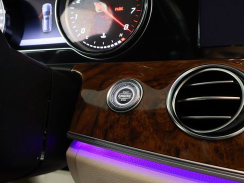 Used 2019 Mercedes-Benz E 450 4MATIC Wagon image 49