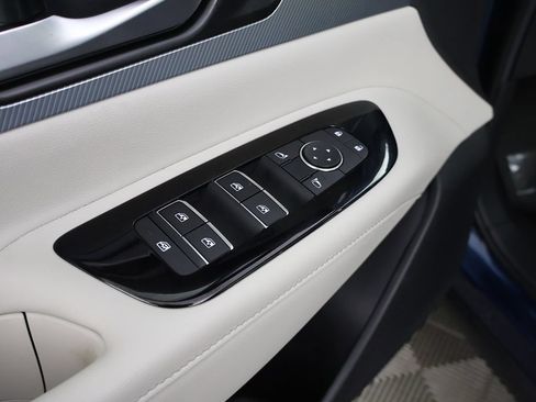 Used 2025 Nissan Murano SL AWD/4WD image 39