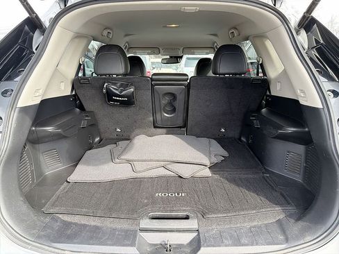 Used 2018 Nissan Rogue SL AWD/4WD image 32
