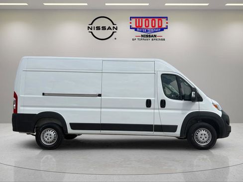 Used 2026 RAM ProMaster 2500 w/ Convenience Group FWD image 2