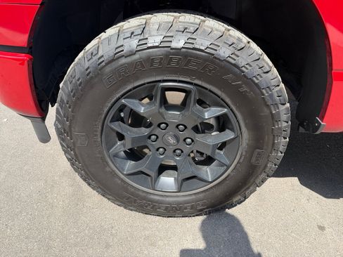 Used 2025 Ford F150 XLT w/ Equipment Group 302A MID AWD/4WD image 11