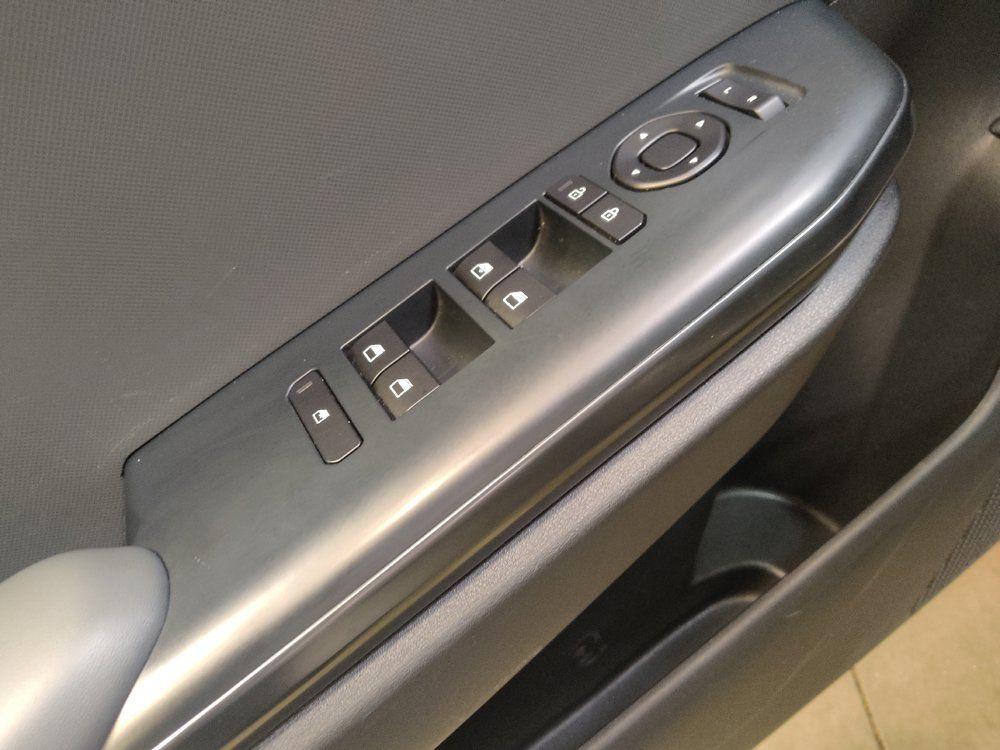 Used 2025 Kia K4 FWD image 27