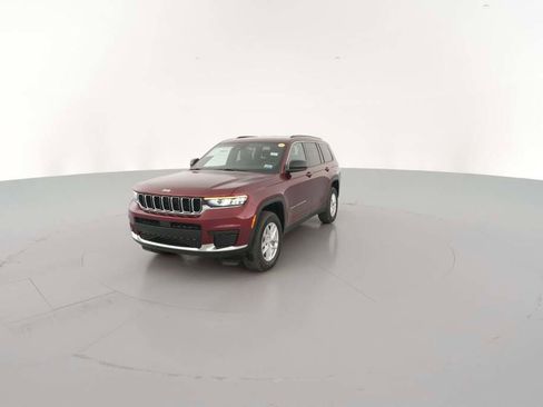 New 2025 Jeep Grand Cherokee L Laredo image 3