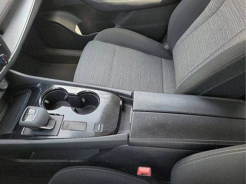 Used 2023 Nissan Rogue SV FWD image 20