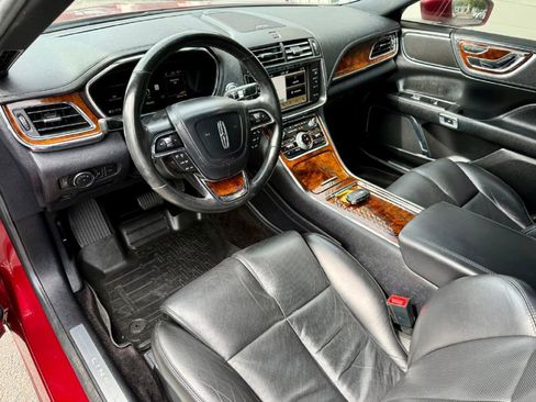 Used 2017 Lincoln Continental Select w/ Climate Package image 15