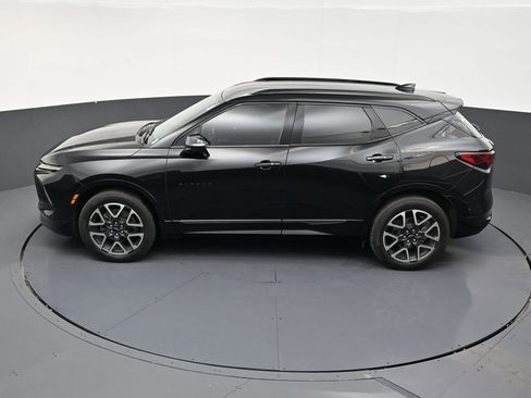 Used 2024 Chevrolet Blazer RS w/ Enhanced Convenience Package FWD image 13