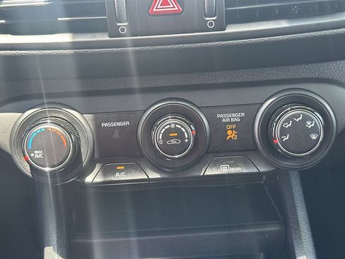 Used 2024 Kia Forte LXS FWD image 28