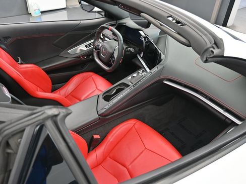 Used 2024 Chevrolet Corvette Stingray Convertible w/ 1LT image 36